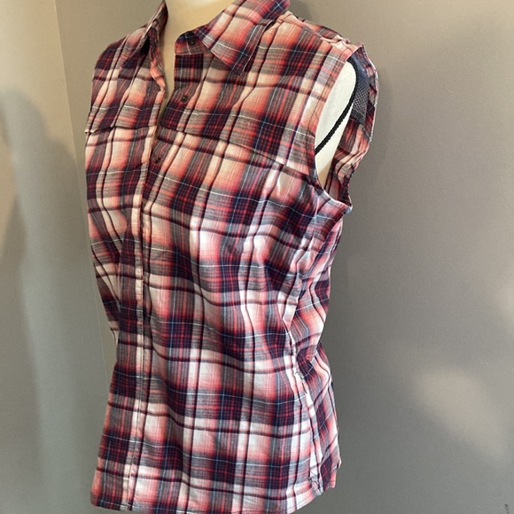 ✨NWT✨Plaid Sleeveless - Picture 4 of 8